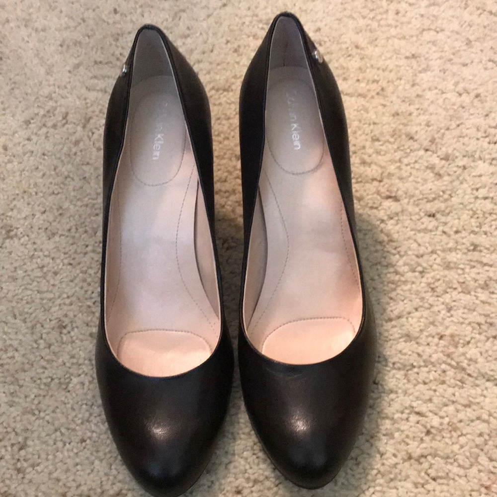 NWOT Calvin Klein Heels